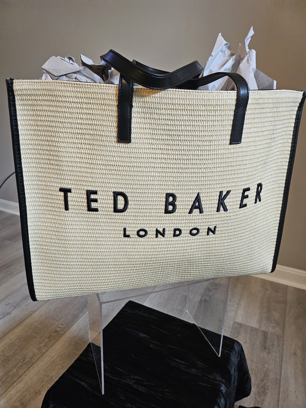 Ted Baker London – Large Woven Cream Body w/Black Trim Icon Tote (One Size)